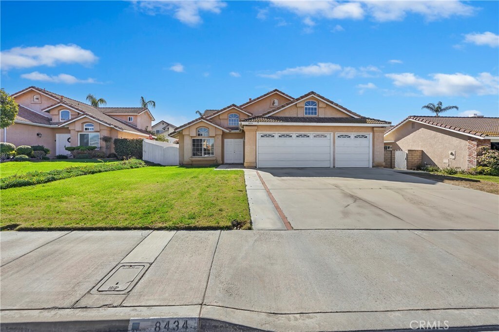 Property Photo:  8434 Eastbrook Court  CA 92504 