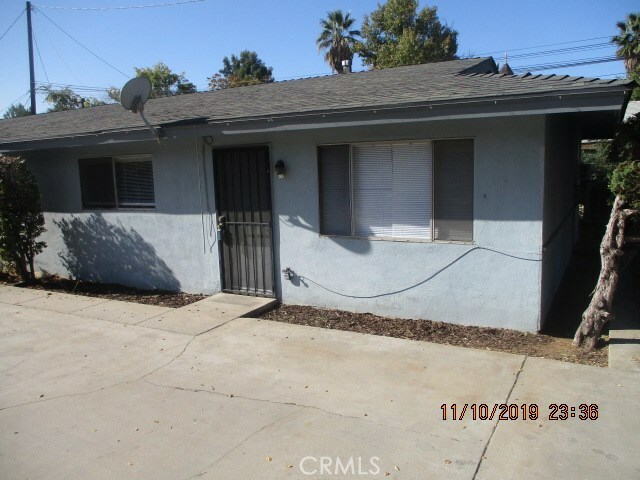 Property Photo:  832 E High Avenue  CA 92374 