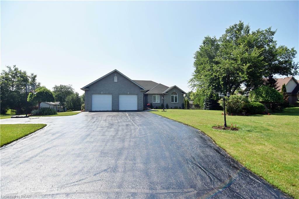 54 Emerald Court  Belleville ON K8R1G8 photo