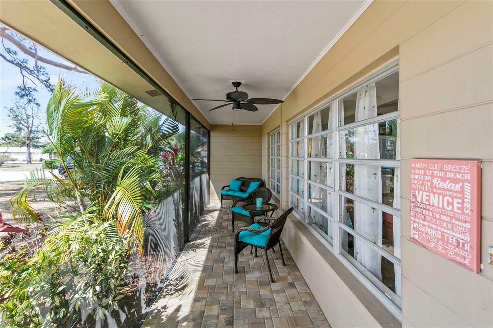 Property Photo:  109 Alba Street W  FL 34285 