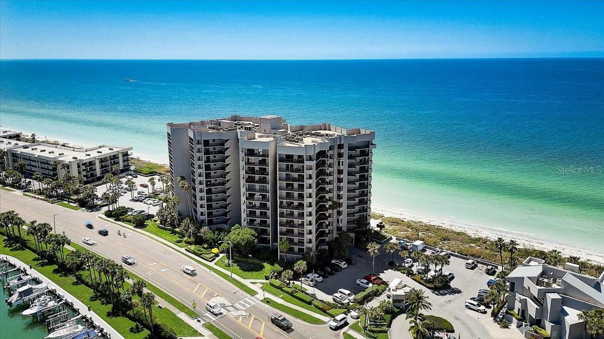 Property Photo: 1660 Gulf Boulevard 802 FL 33767