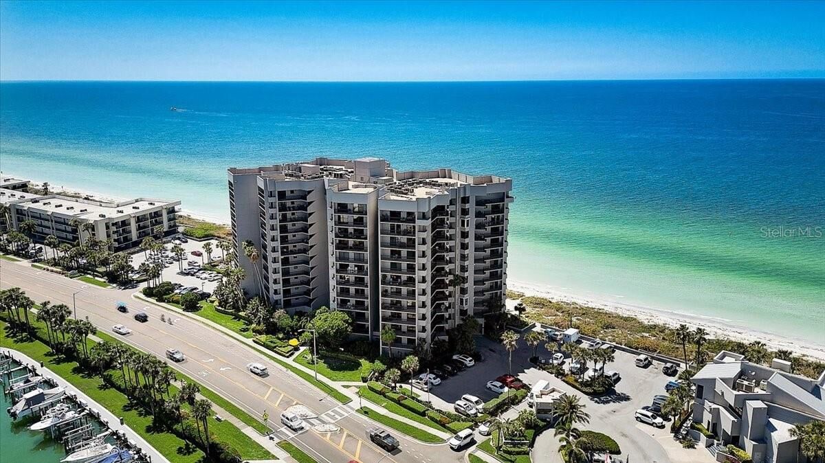 Property Photo:  1660 Gulf Boulevard 802  FL 33767 
