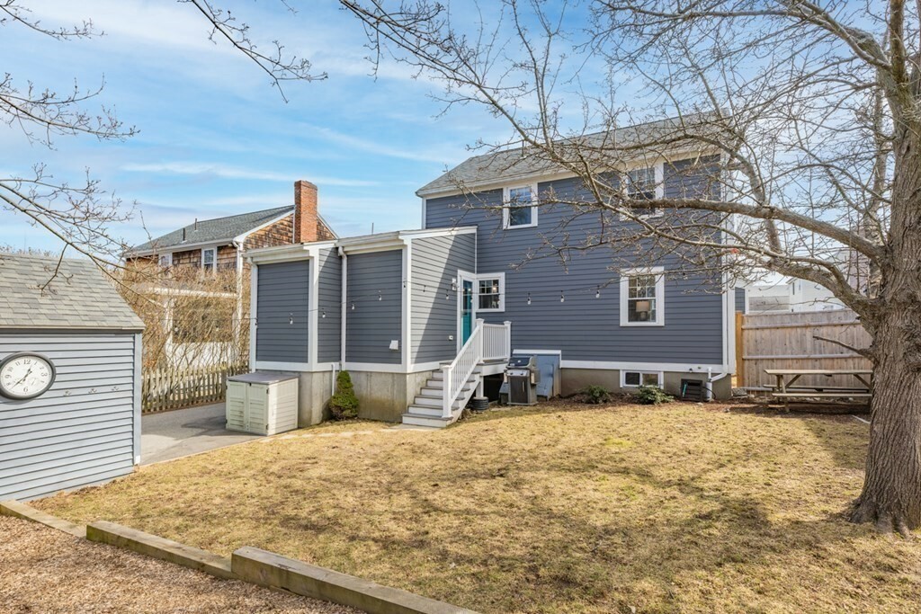 Property Photo: 6 Taylor Rd MA 02186
