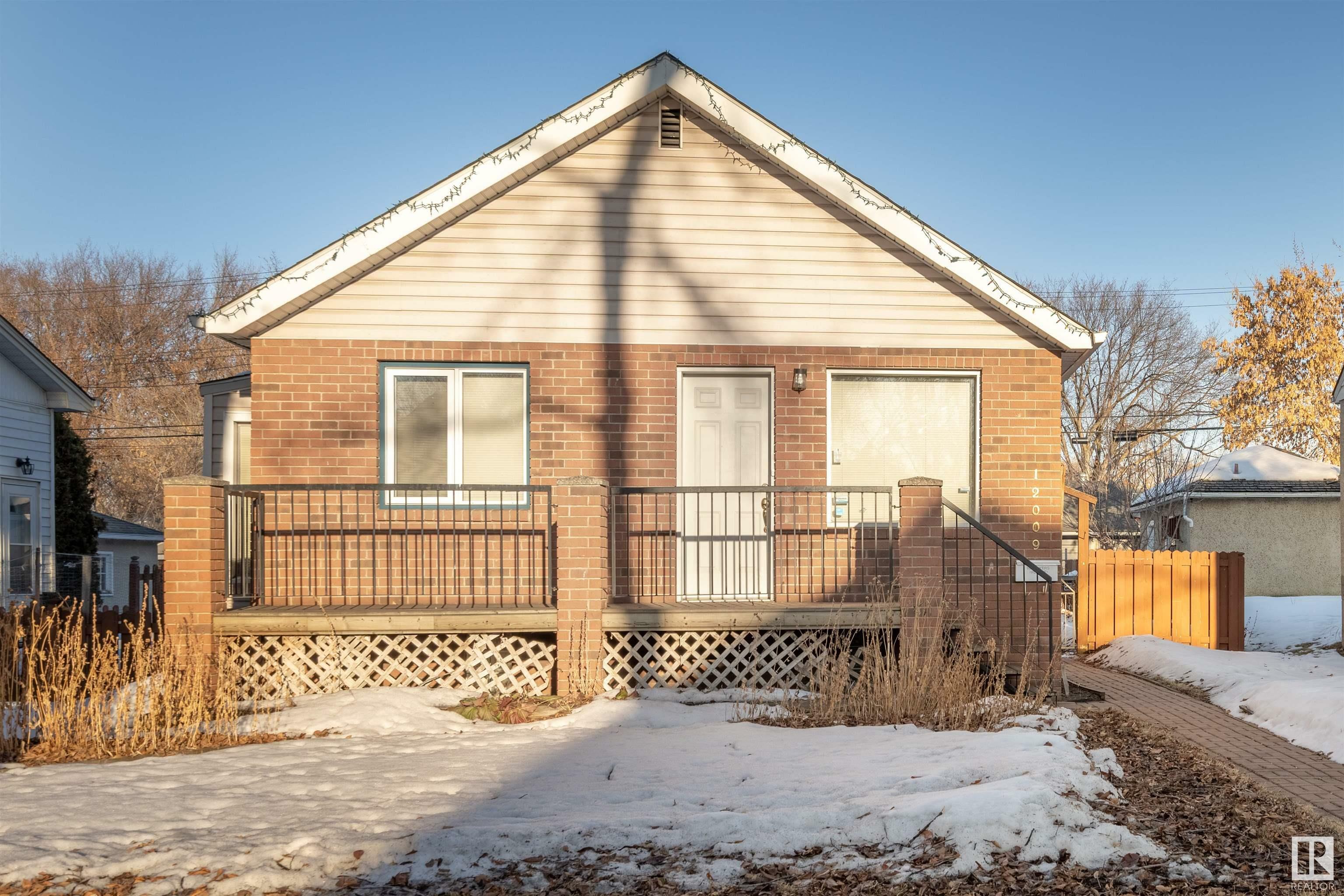 12009 58 Street  Edmonton AB T5W3X2 photo