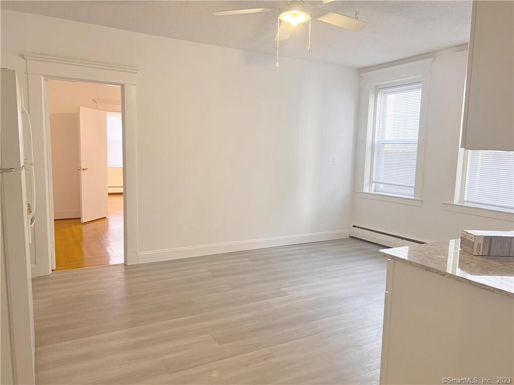 Property Photo: 206 Saint John Street 1L CT 06511