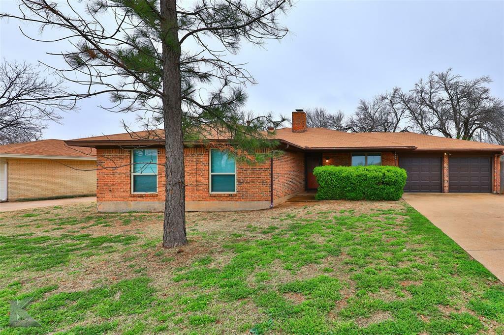 Property Photo:  2409 Robertson Drive  TX 79606 