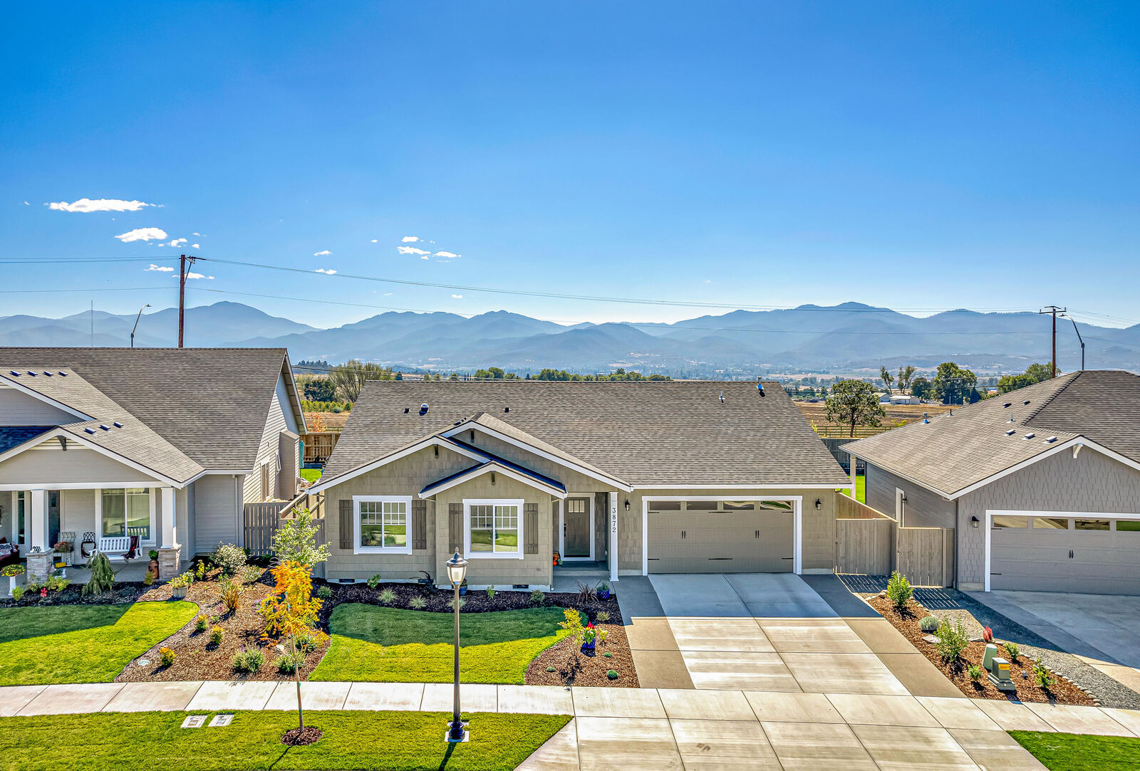 Property Photo: 3872 Arena Drive OR 97504