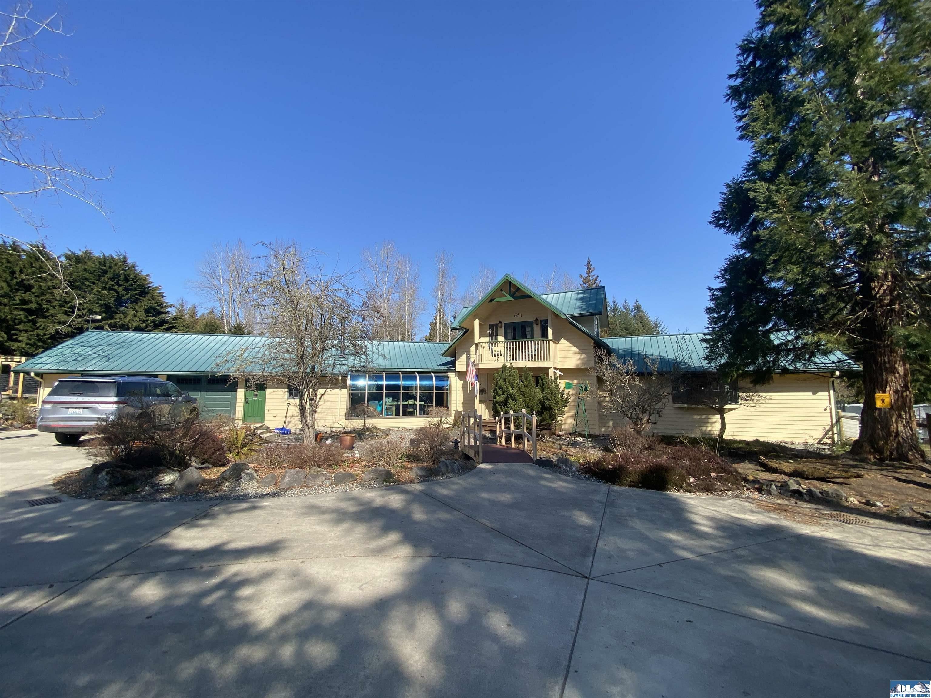 Property Photo: 651 Senz WA 98382