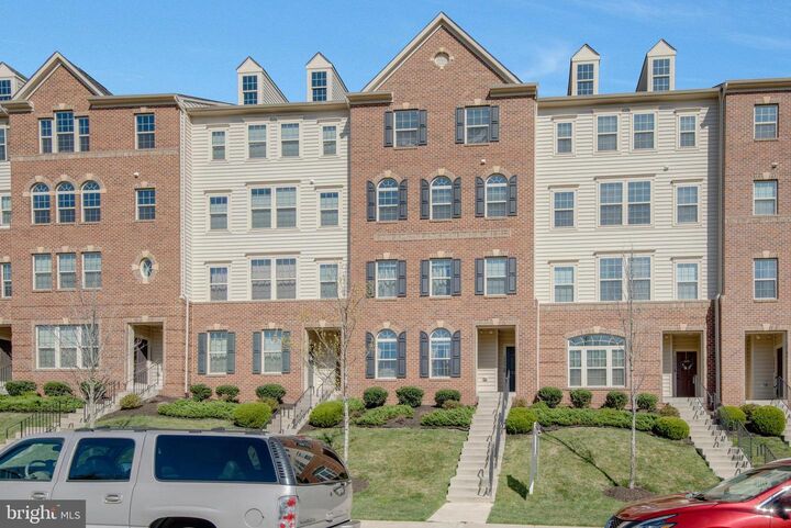 25898 Racing Sun Drive  Aldie VA 20105 photo