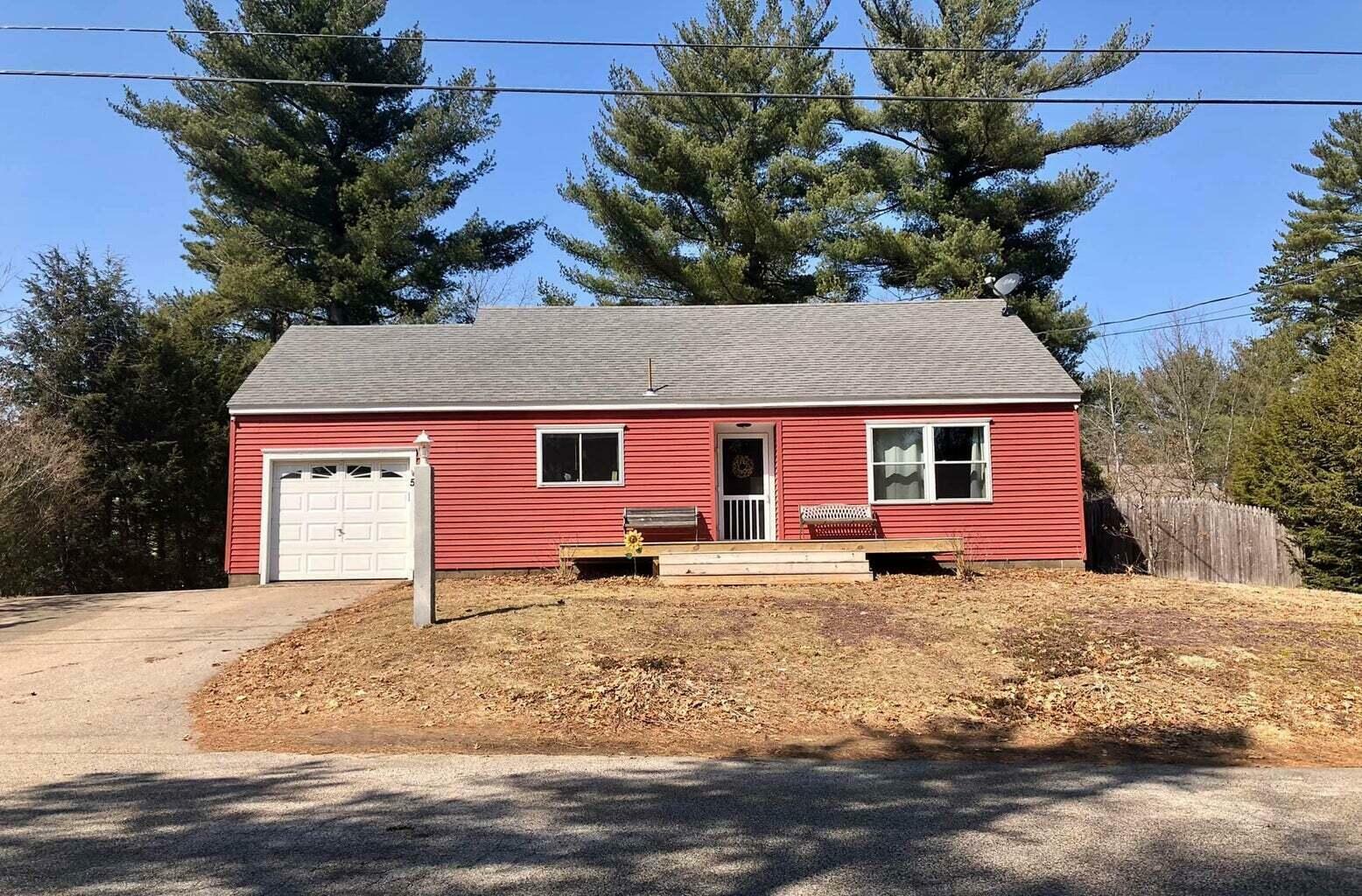 Property Photo: 5 James Avenue ME 04073