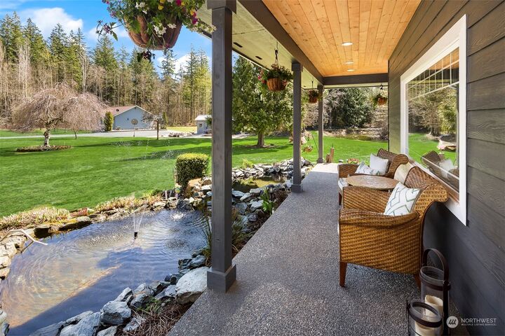 Property Photo:  7427 Petrie Lane  WA 98248 
