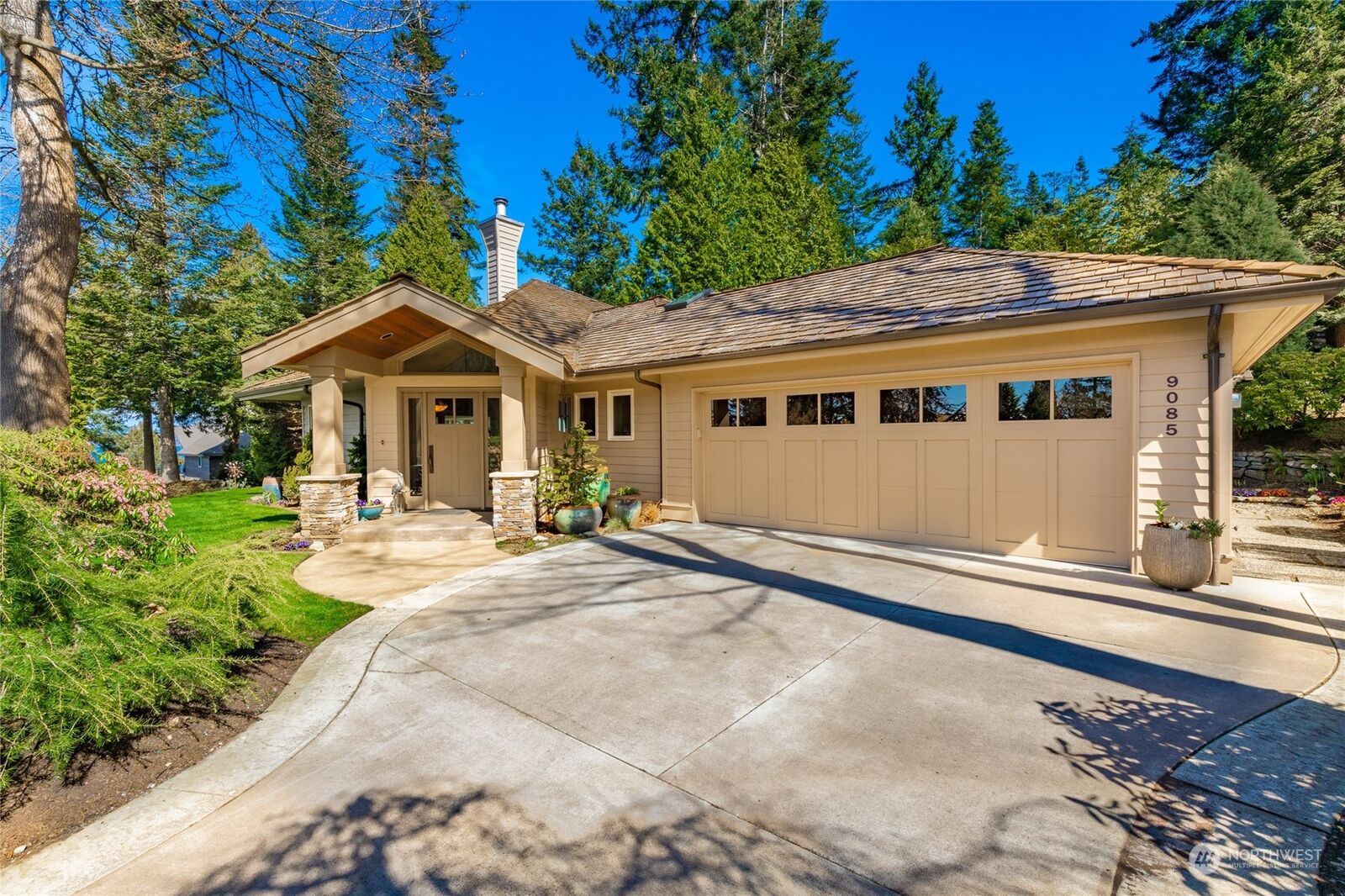 Property Photo:  9085 Chickadee Way  WA 98230 