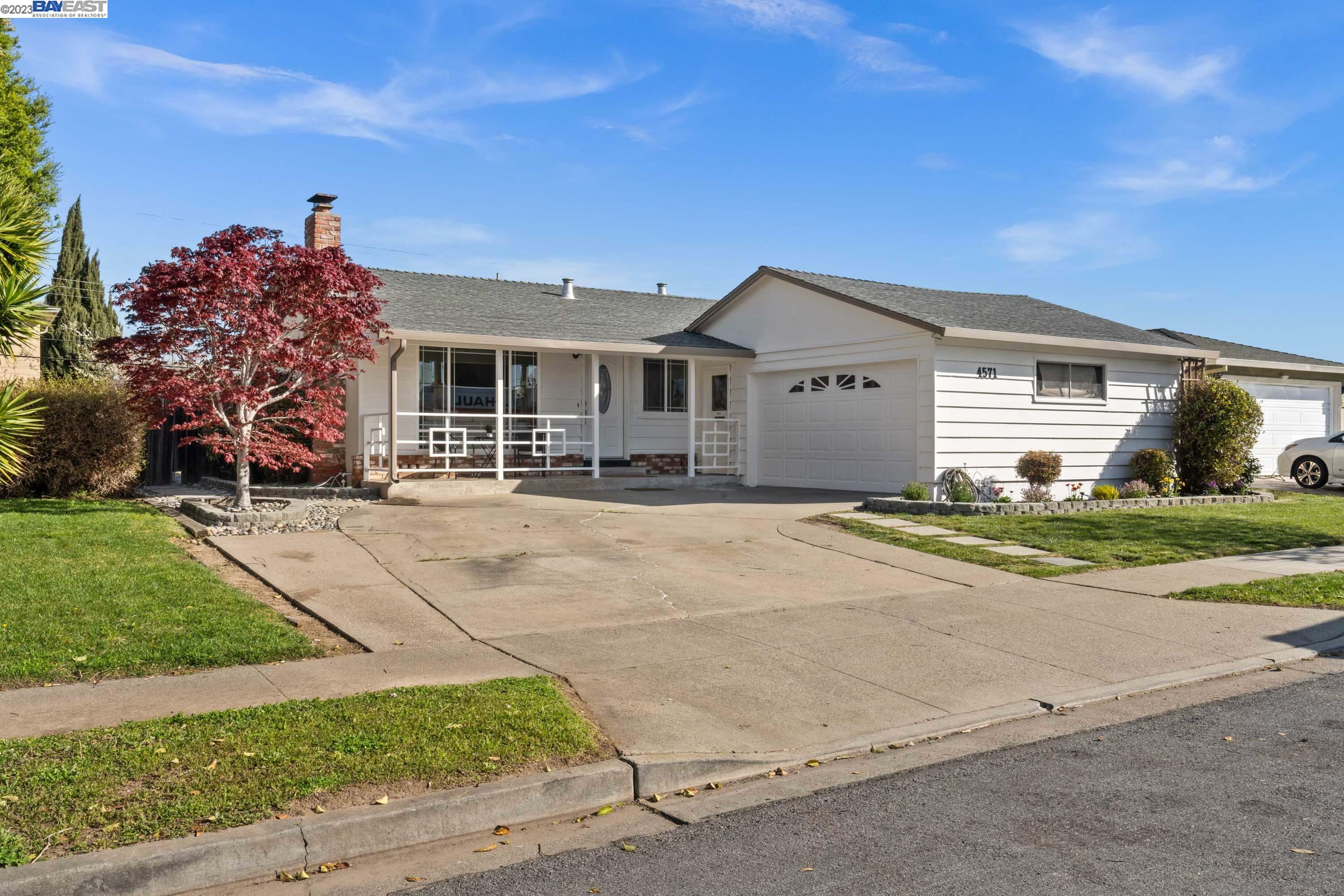 Property Photo:  4571 Piper St  CA 94538 