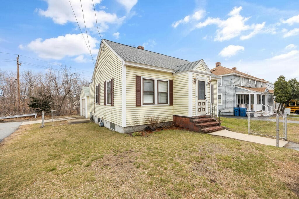 Property Photo: 4 Pere Marquette St MA 01843