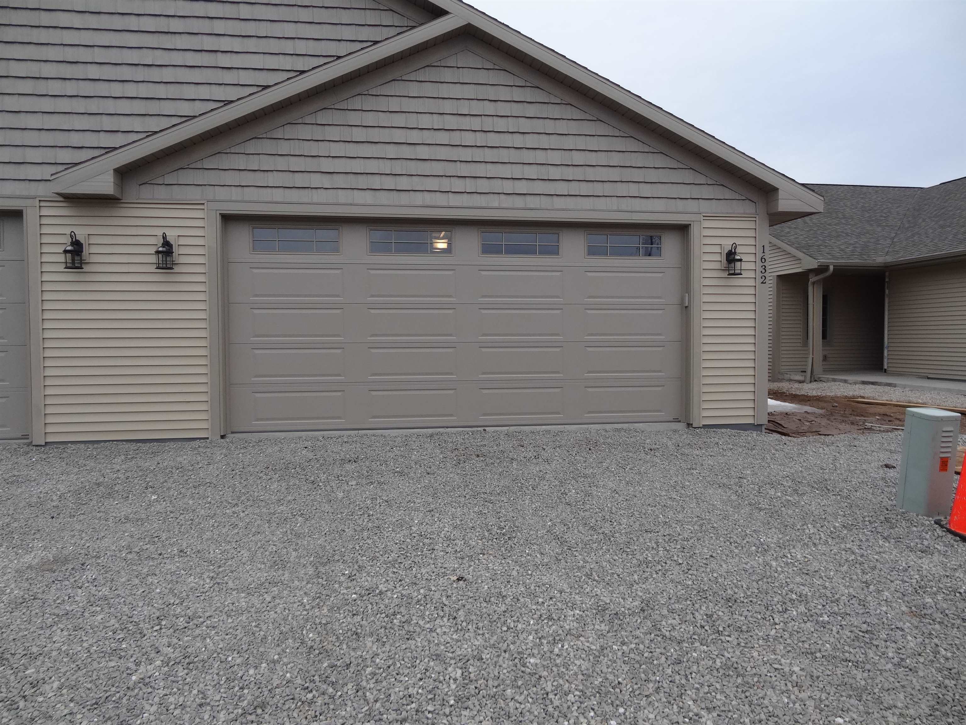 Property Photo:  1632 Stanton Circle  WI 54915 