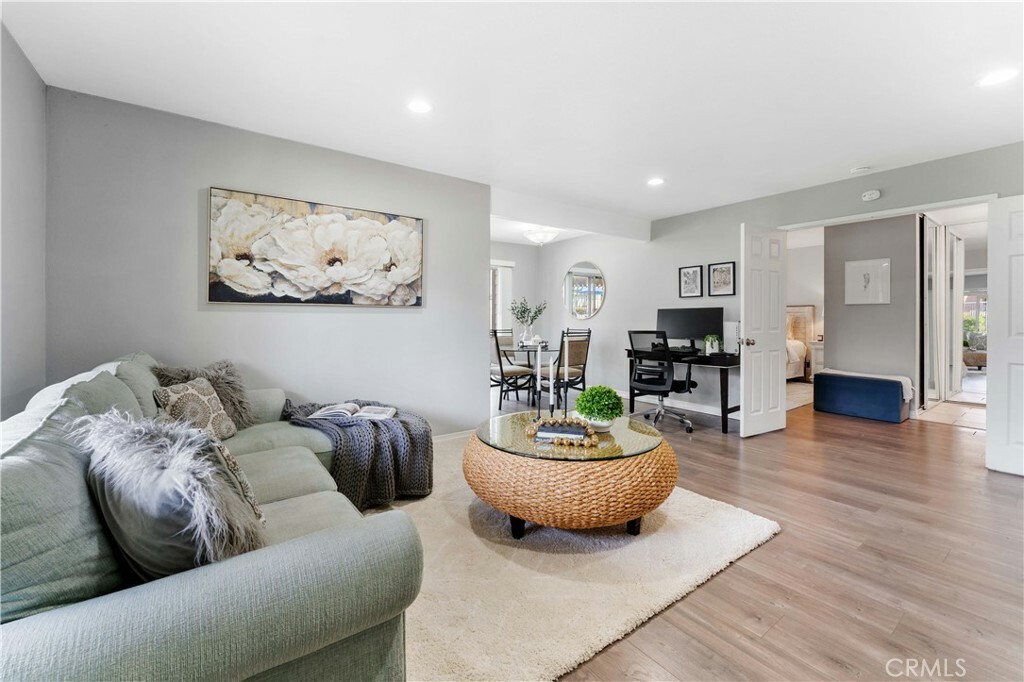 Property Photo: 960 E Bonita Avenue 129 CA 91767