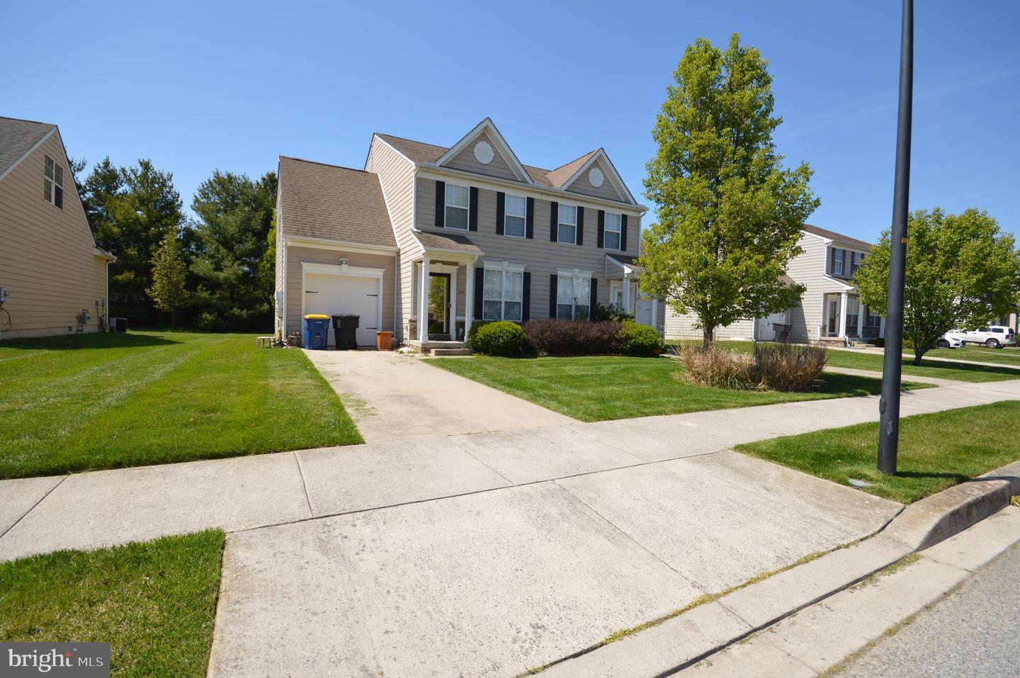 Property Photo:  160 Lexington Place  DE 19904 