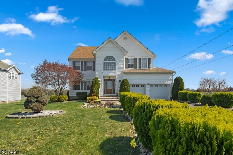 Property Photo: 24 Garden Hills Dr NJ 08873