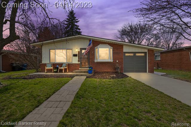 Property Photo:  30723 Lonnie Boulevard  MI 48185 