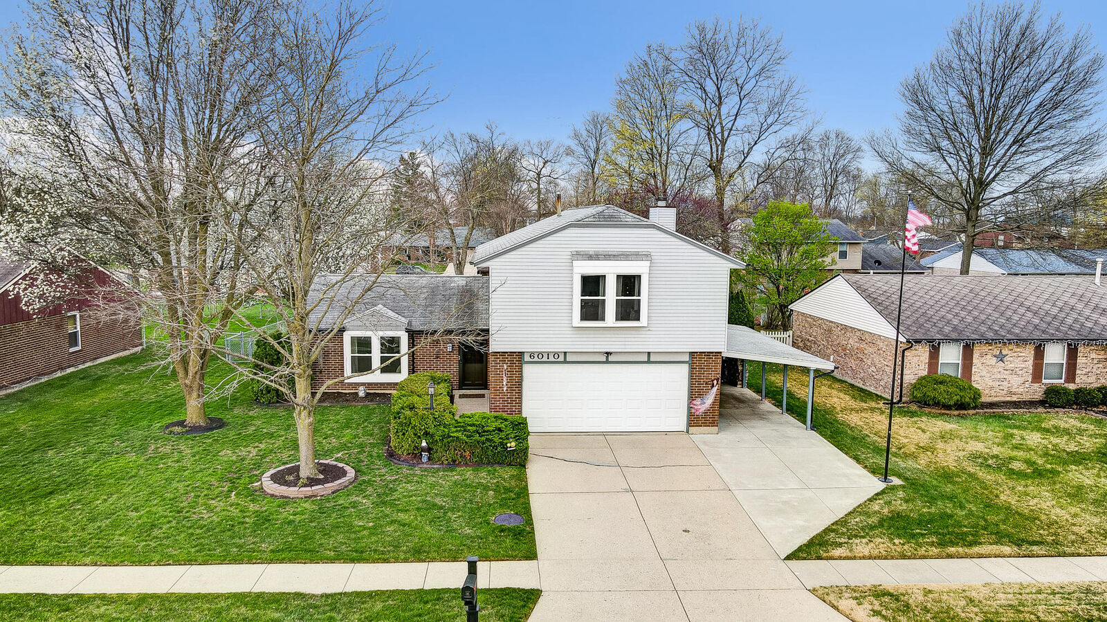 Property Photo: 6010 Timbergate Trail OH 45424