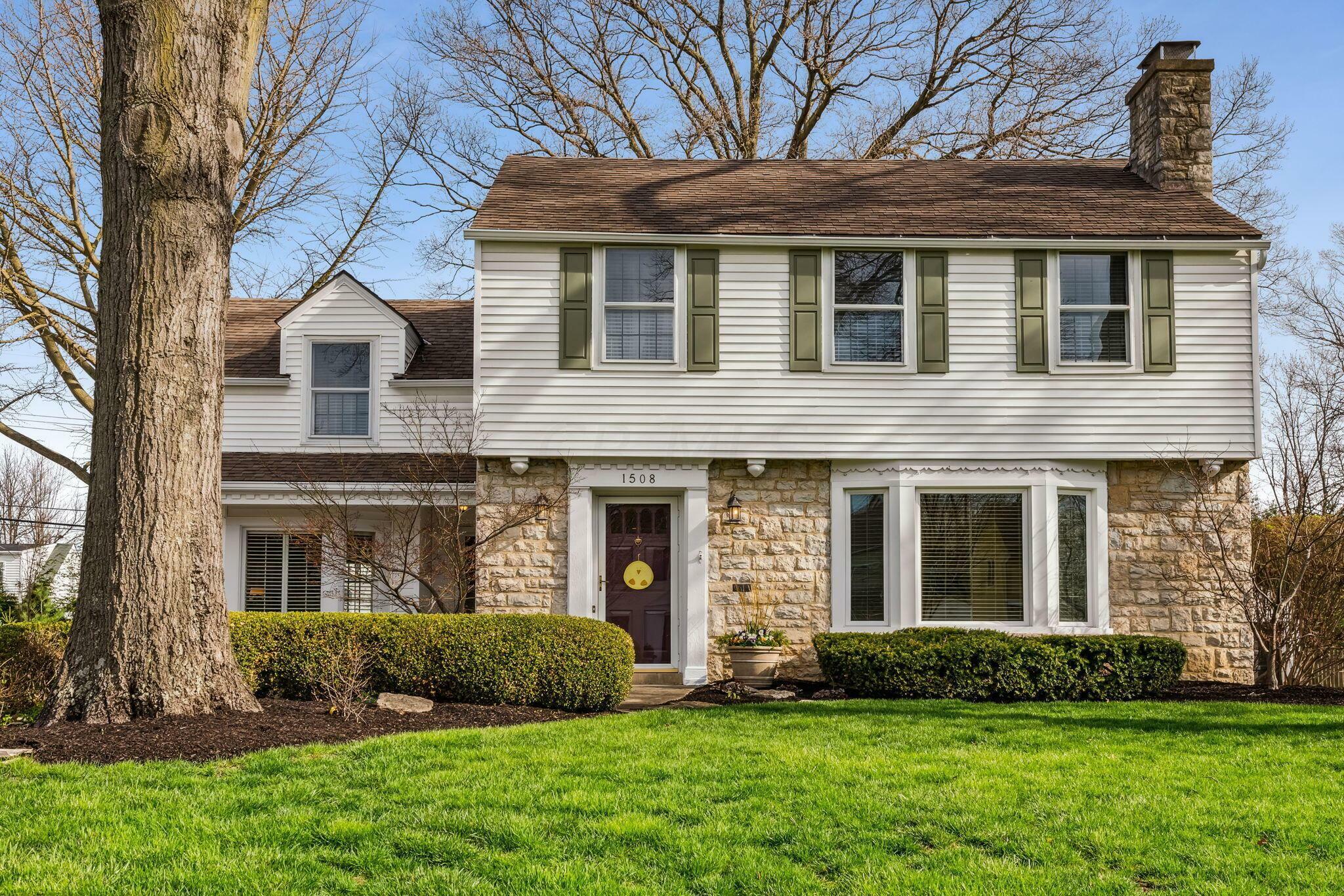Property Photo: 1508 Berkshire Road OH 43221