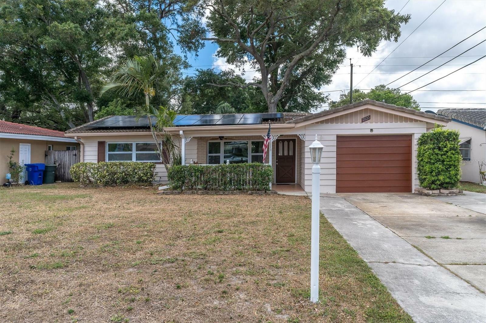 Property Photo:  2125 Indigo Drive  FL 33763 