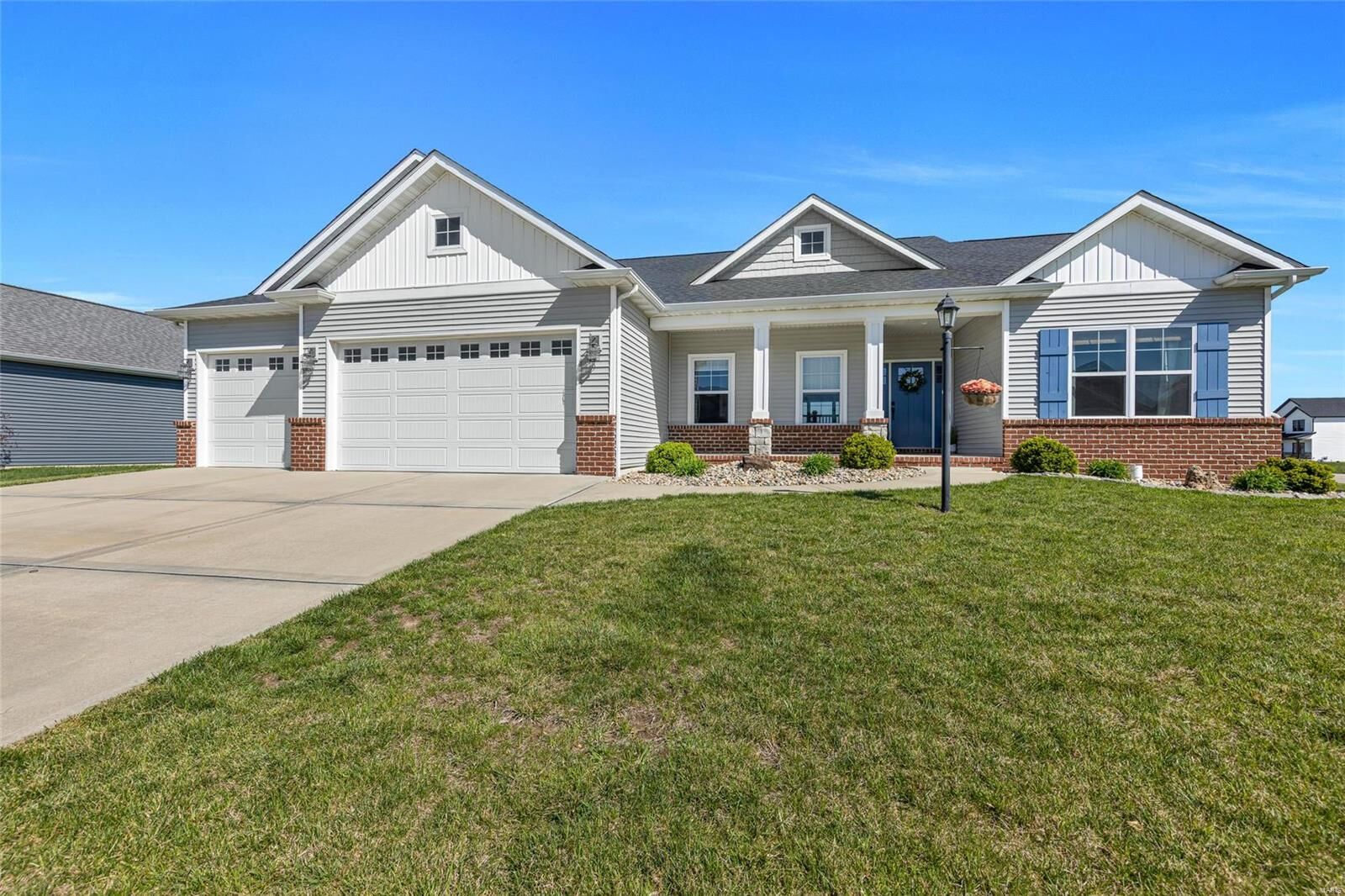 Property Photo:  7069 Richmond Drive  IL 62034 