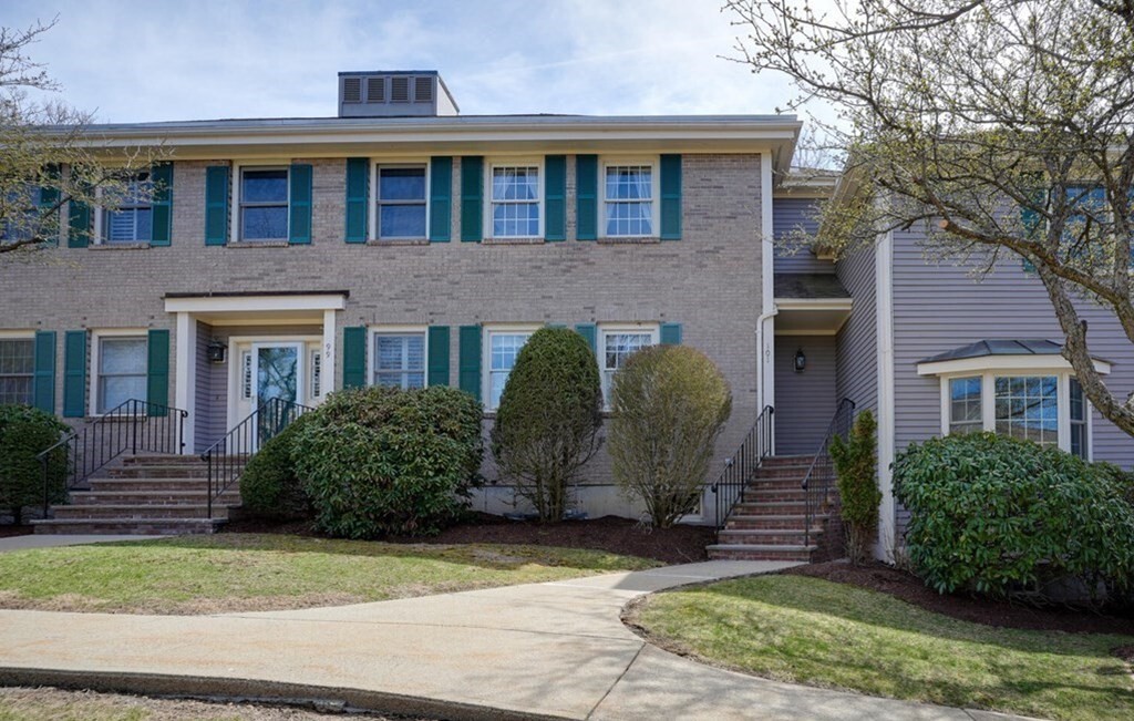 Property Photo:  501 Lexington St 101  MA 02452 