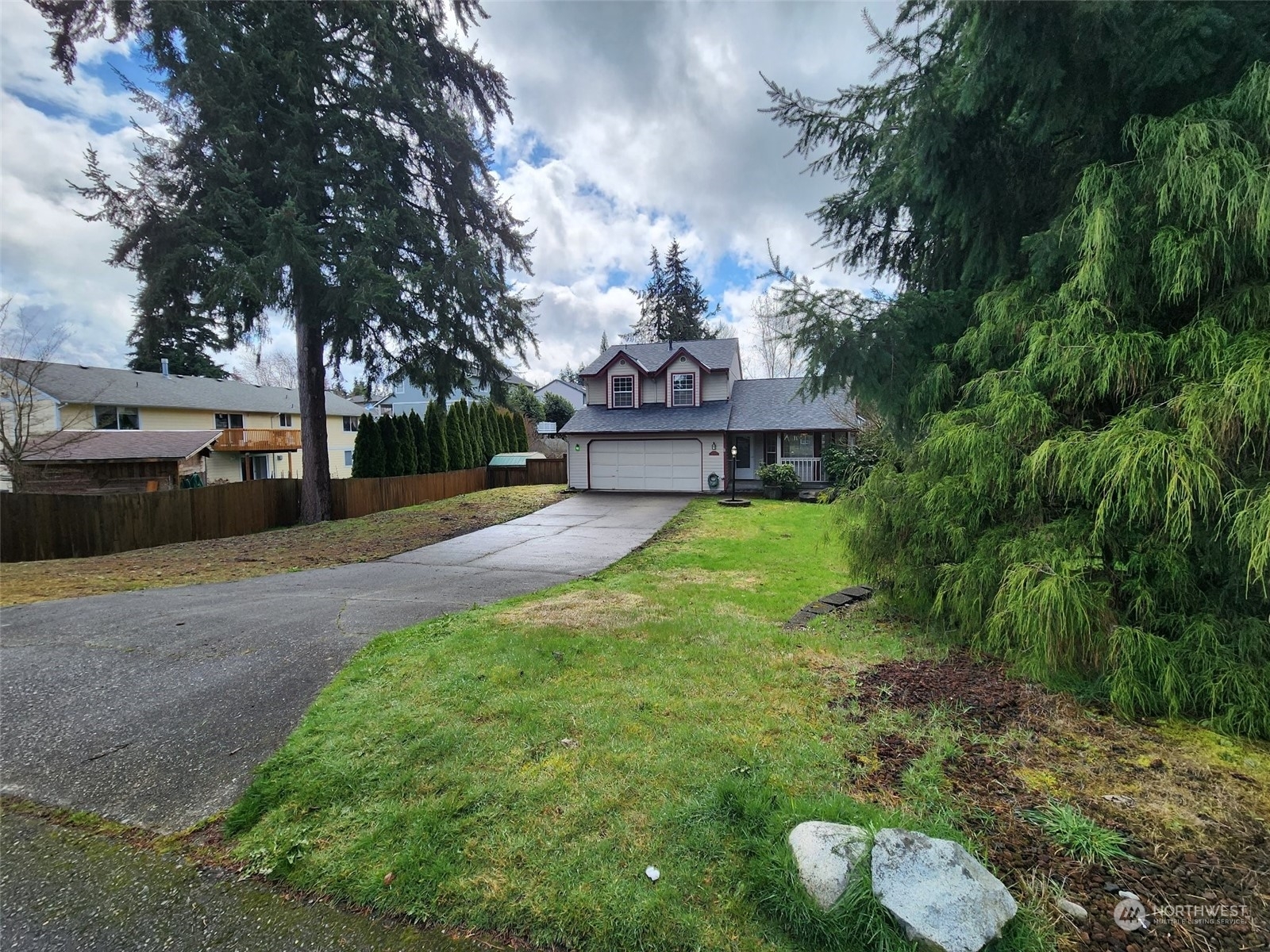 Property Photo:  20710 117th Street E  WA 98391 