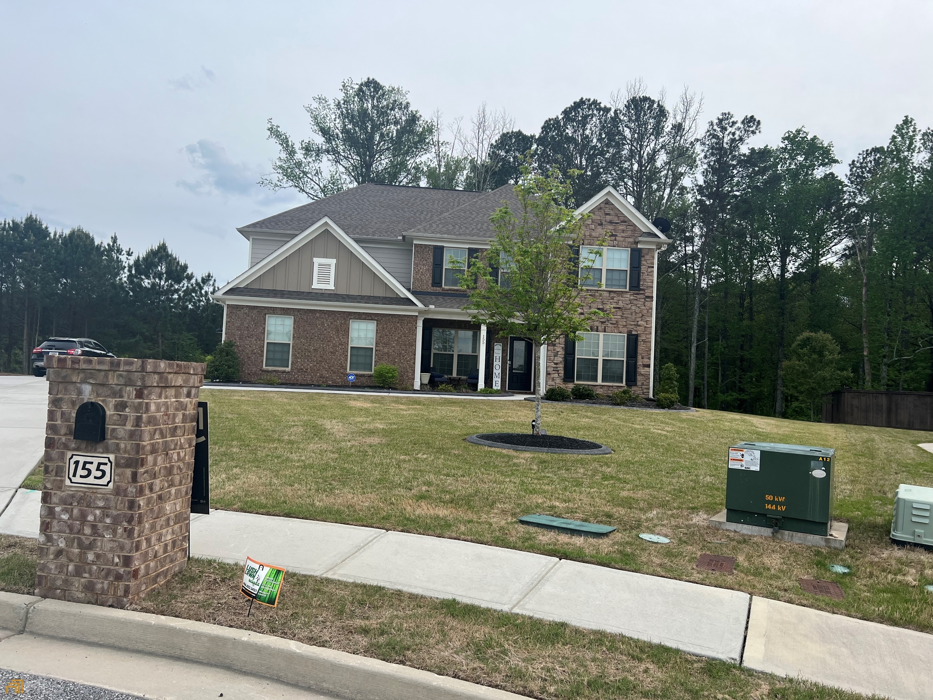 Property Photo: 155 Willowbrook Walk GA 30290
