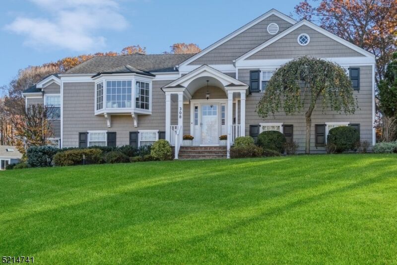 Property Photo: 308 Orenda Cir NJ 07090