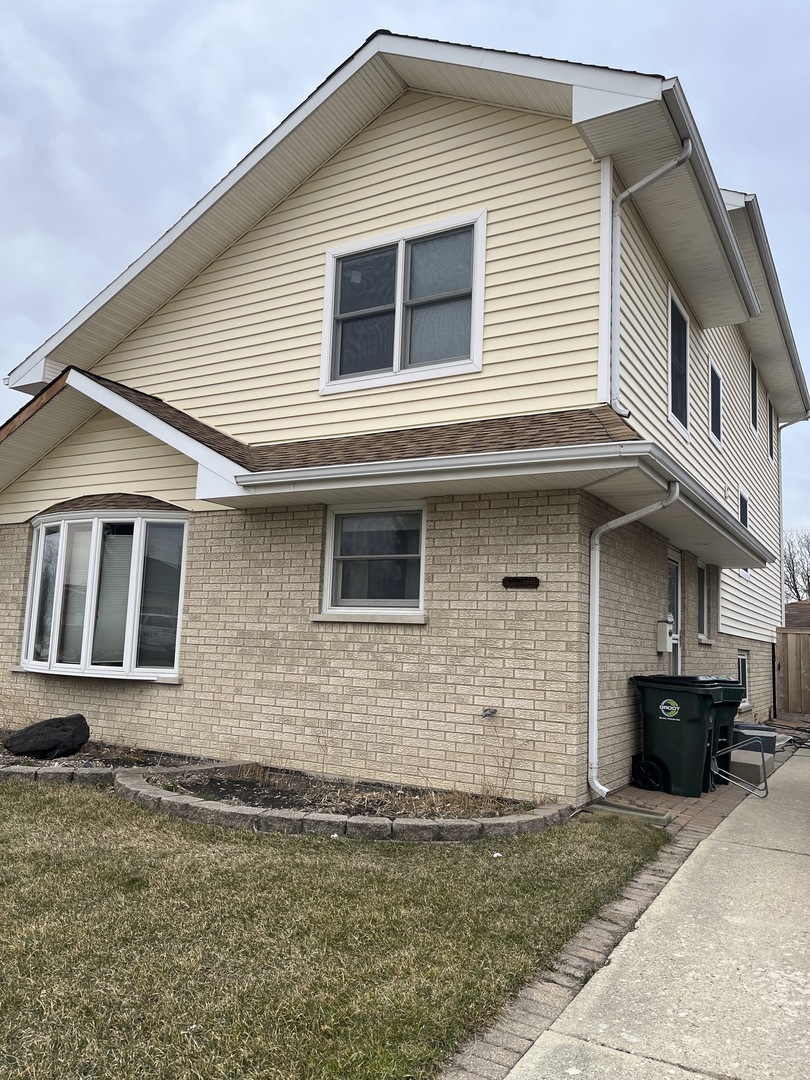 Property Photo: 4417 Maple Avenue IL 60513