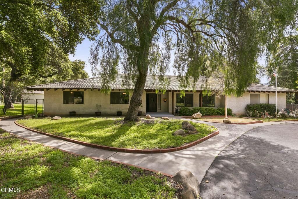 Property Photo:  218 Sierra Road  CA 93023 