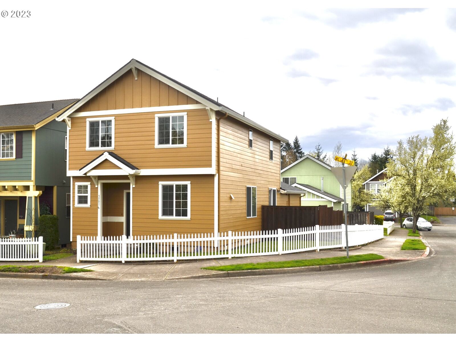 Property Photo: 5501 NE 44th St WA 98661