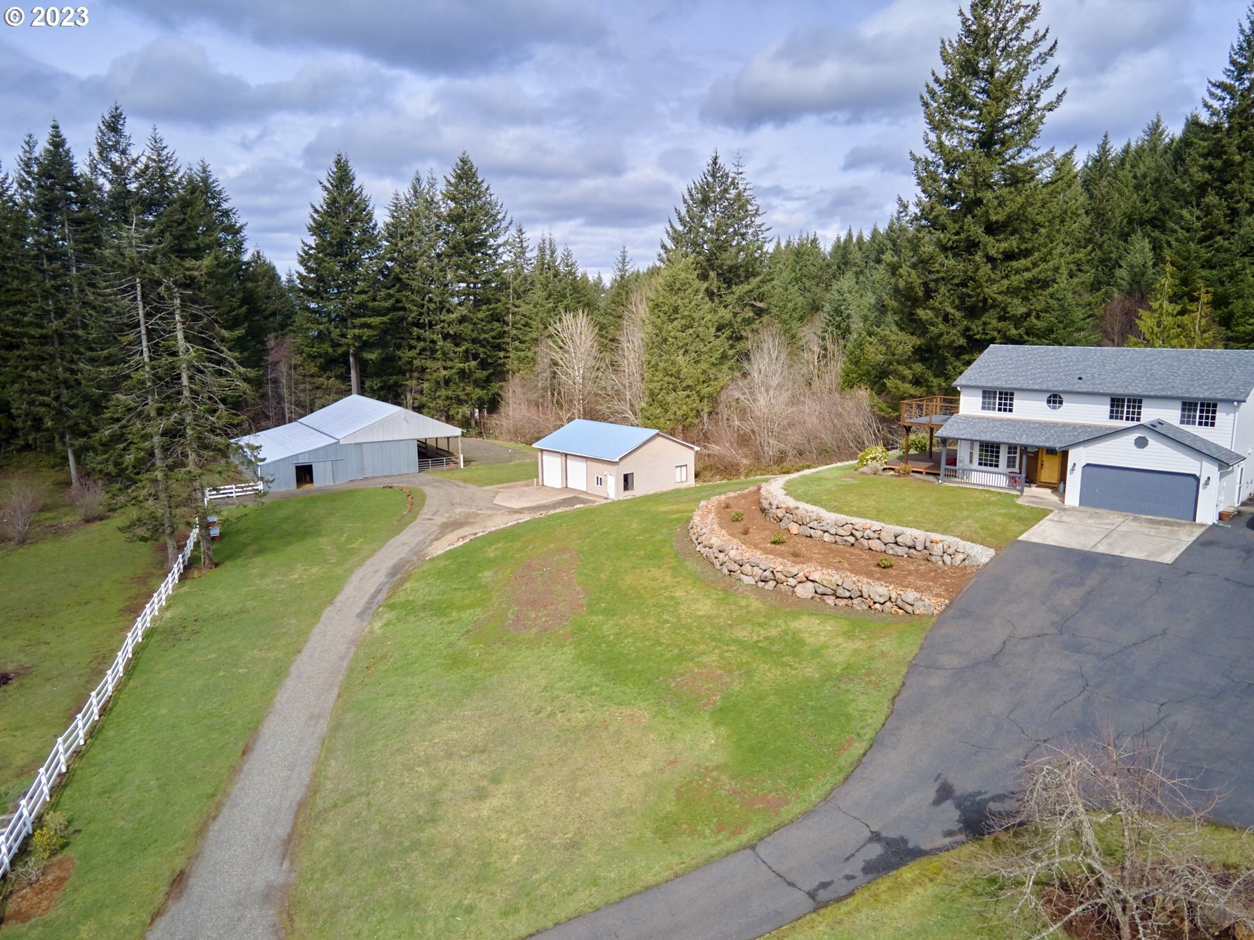 Property Photo:  27304 NE 46th St  WA 98607 