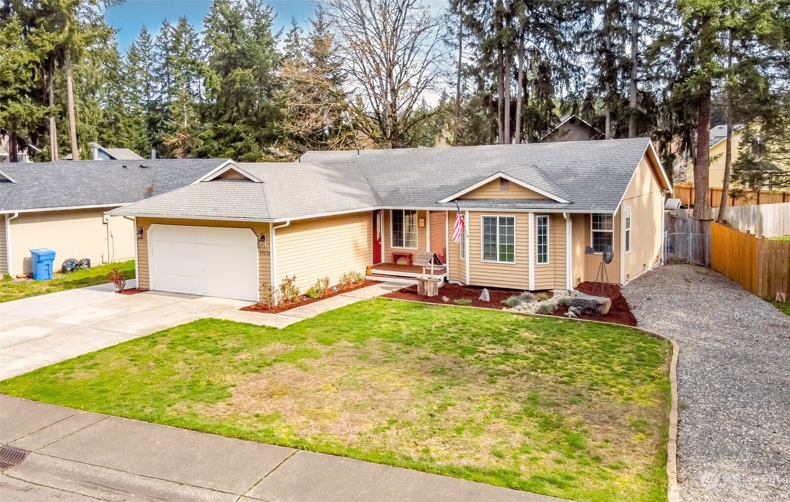 Property Photo:  19228 SE 263rd Street  WA 98042 