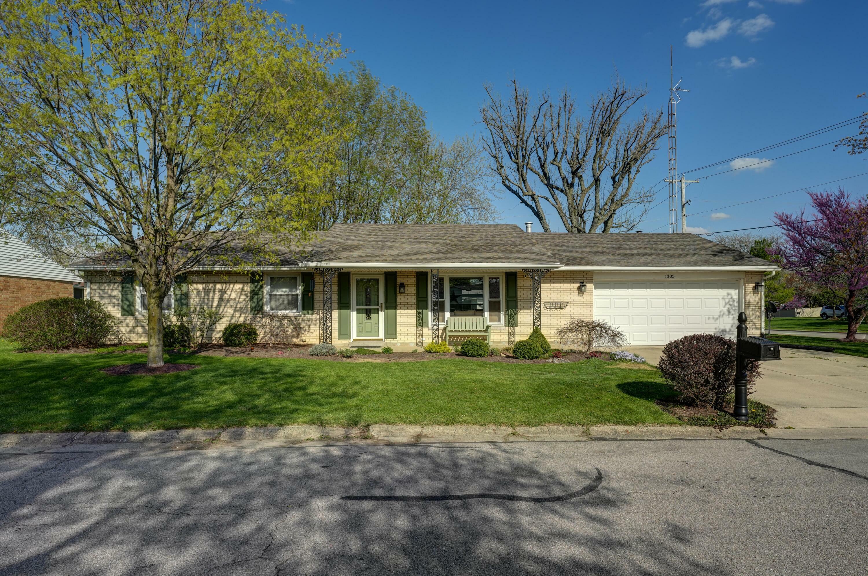 1305 Oaktree Drive  Greenville OH 45331 photo