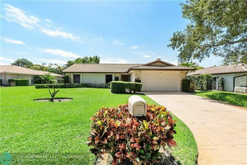 Property Photo: 10066 NW 20th St FL 33071
