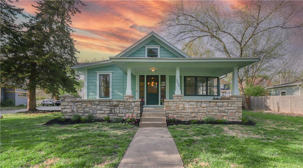 Property Photo:  342 W Kansas Street  MO 64068 