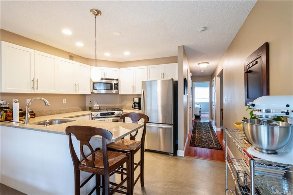 Property Photo:  63 Eagle Ridge Way  NY 10954 