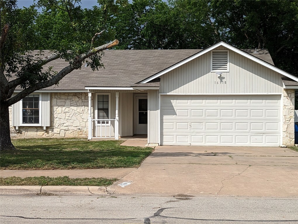 Property Photo:  16318 Edgemere Drive  TX 78660 