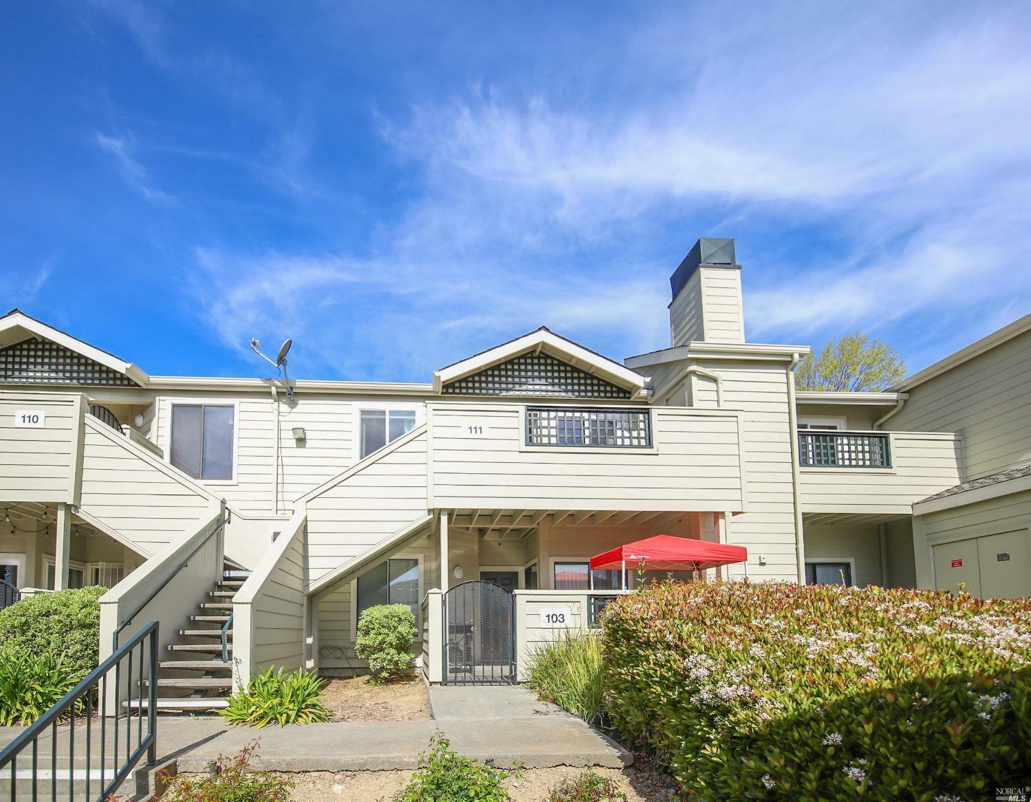 Property Photo:  1201 Glen Cove Parkway 111  CA 94591 