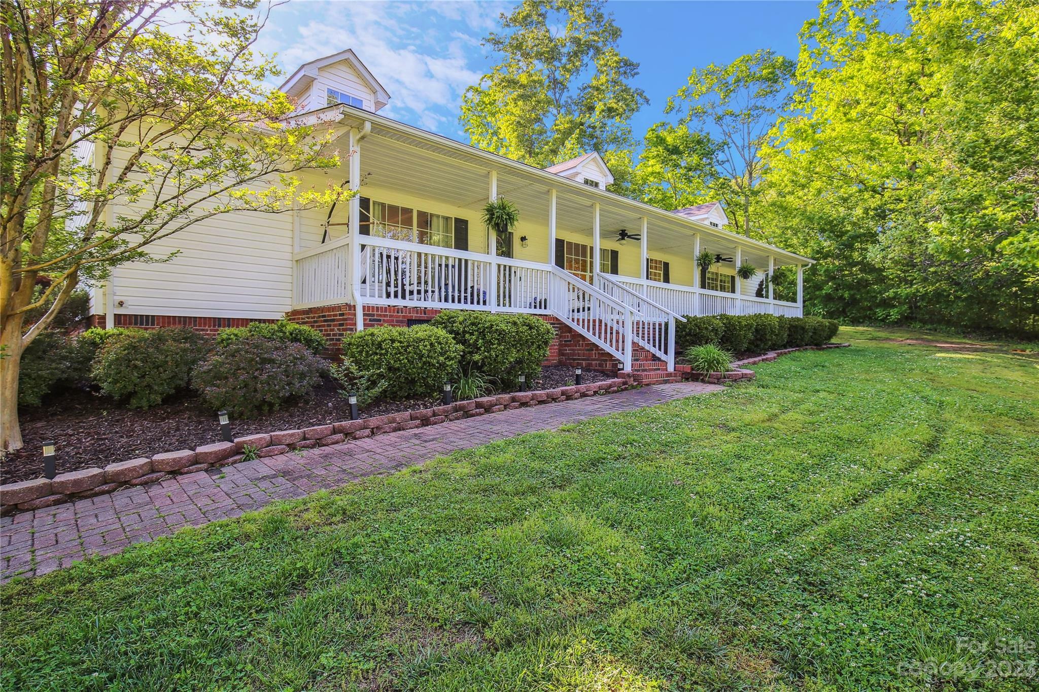 Property Photo: 6523 Forney Hill Road NC 28037