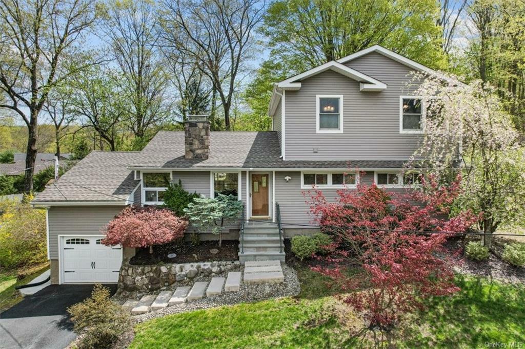 Property Photo:  19 Hickory Road  NY 10974 