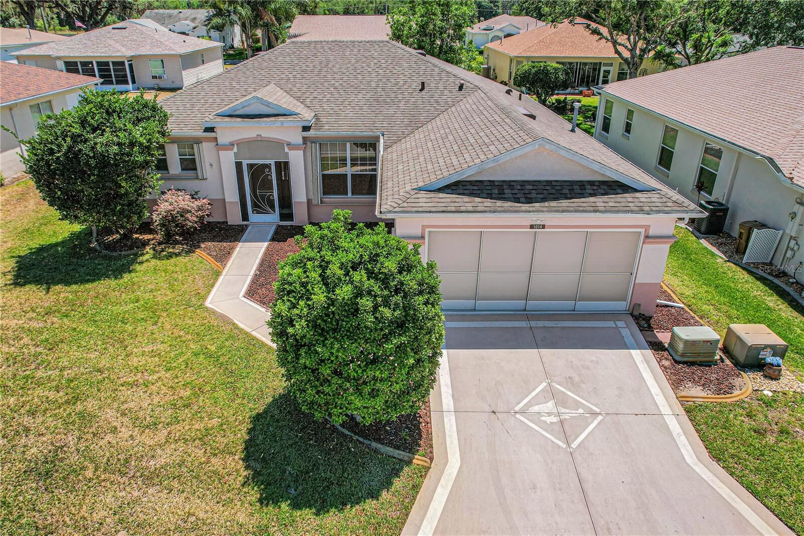 Property Photo: 1014 Forest Breeze Path FL 34748