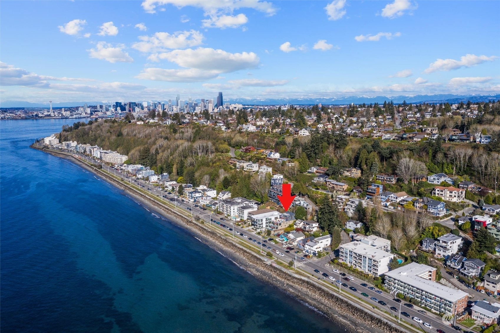 Property Photo:  2122 Alki Avenue SW 400  WA 98116 