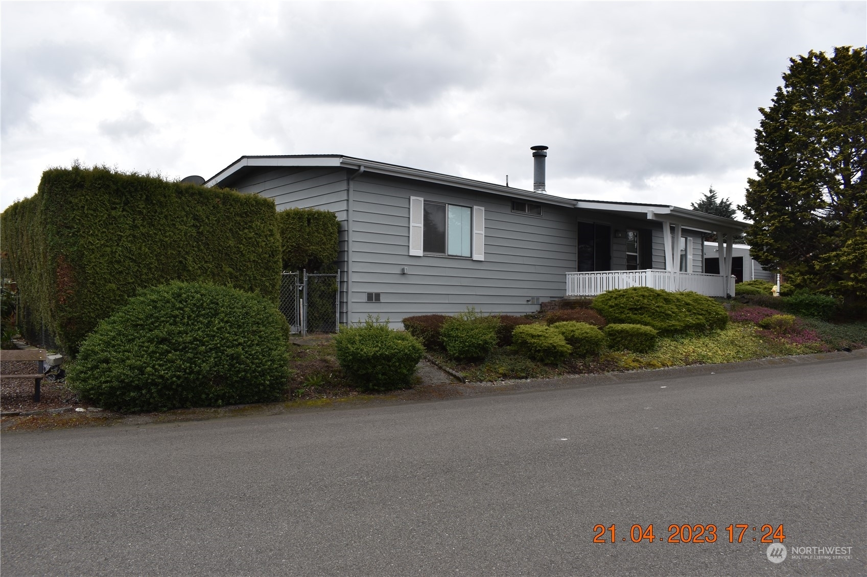 Property Photo:  2500 Alder Street 230  WA 98354 