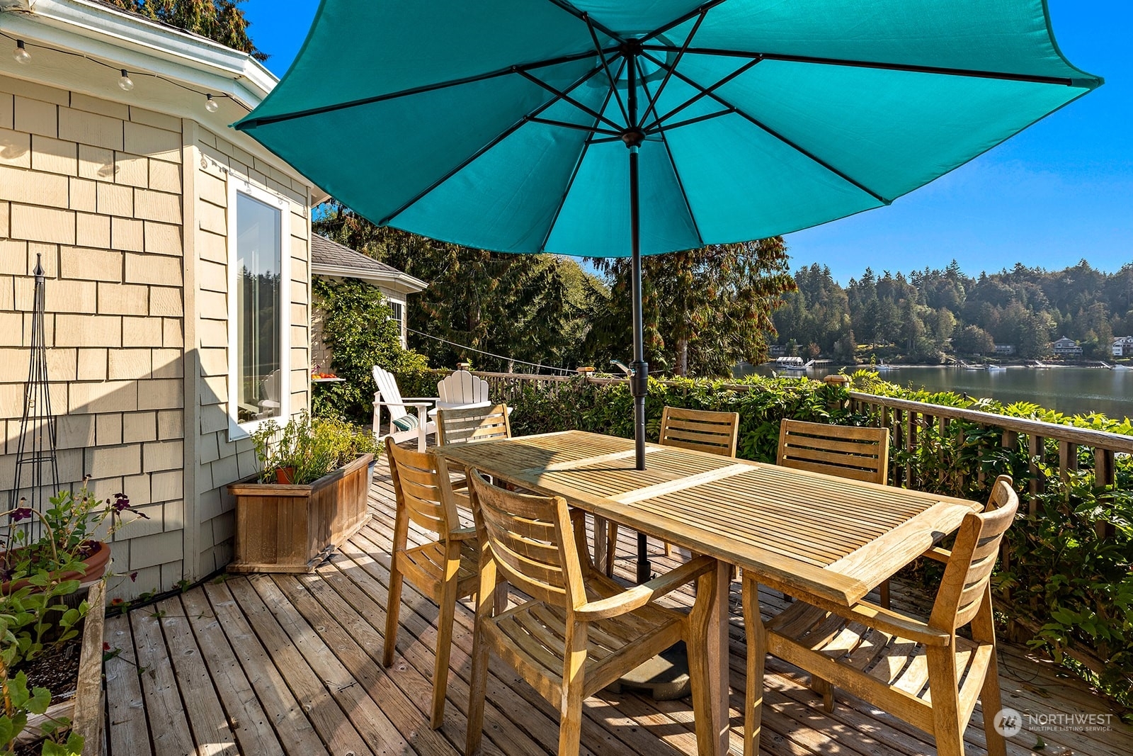 Property Photo: 7495 NE Carene Lane WA 98110