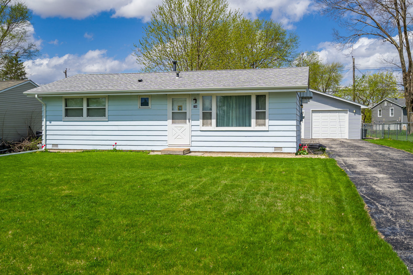 Property Photo:  236 Wilson Avenue  IL 61115 