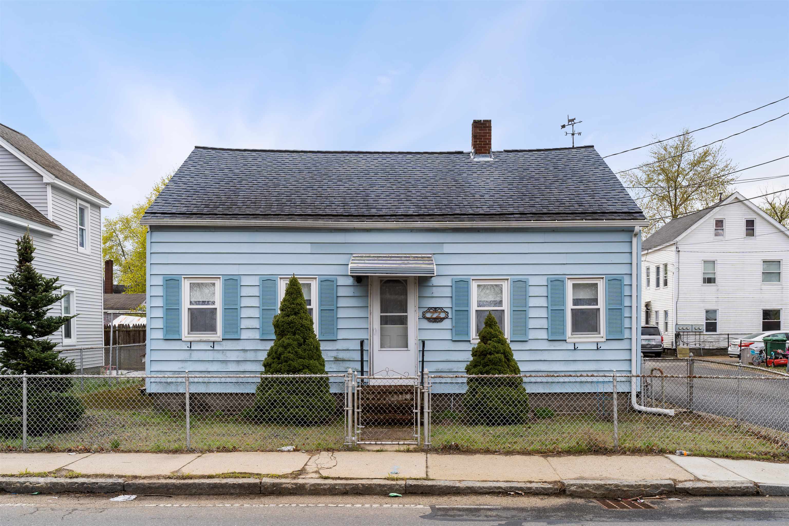 Property Photo:  72 Ledge Street  NH 03060 